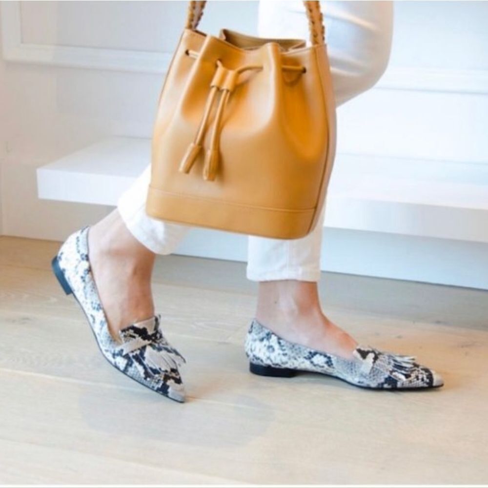 ZARA BASIC COLLECTION WOMEN"S SNAKESKIN PRINT TASSEL LOAFER